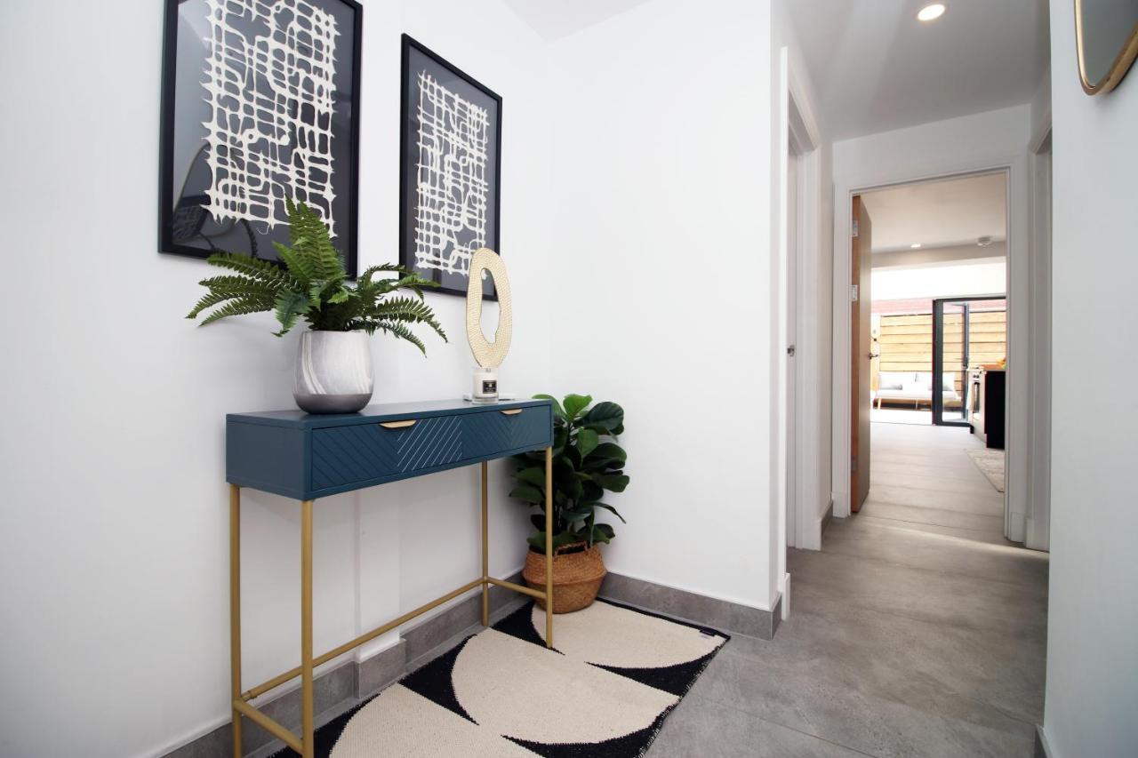 New Spacious 2 Bed Getaway - Private Courtyard! - Underfloor Heating Кардіфф Екстер'єр фото